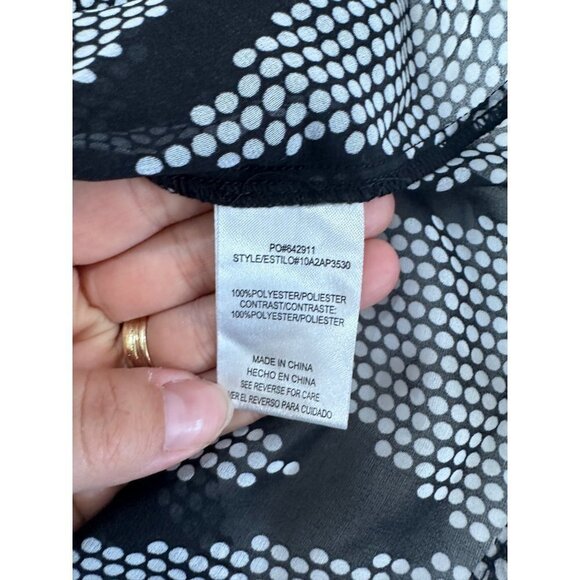 Womens Size Medium Heartsoul Black White Chevron Print Sleeveless Top - Picture 9 of 10